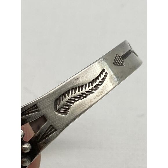 VINTAGE FRED HARVEY NATIVE AMERICAN STERLING SILVER CUFF BRACELET - Picture 4 of 11
